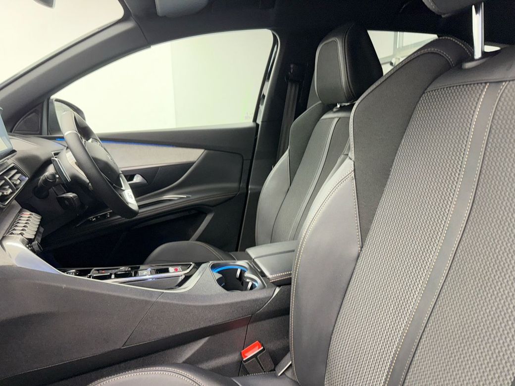 2024 Peugeot 3008