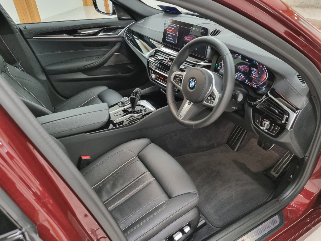 2022 BMW 5 Series