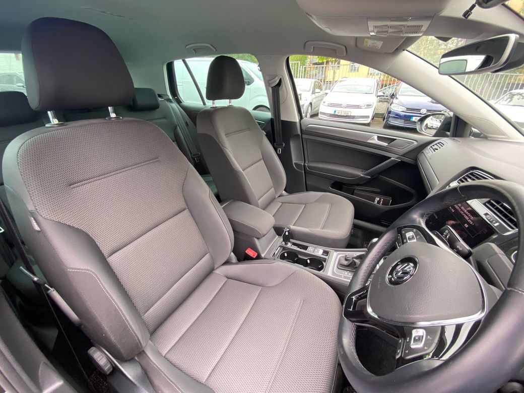 2019 Volkswagen Golf