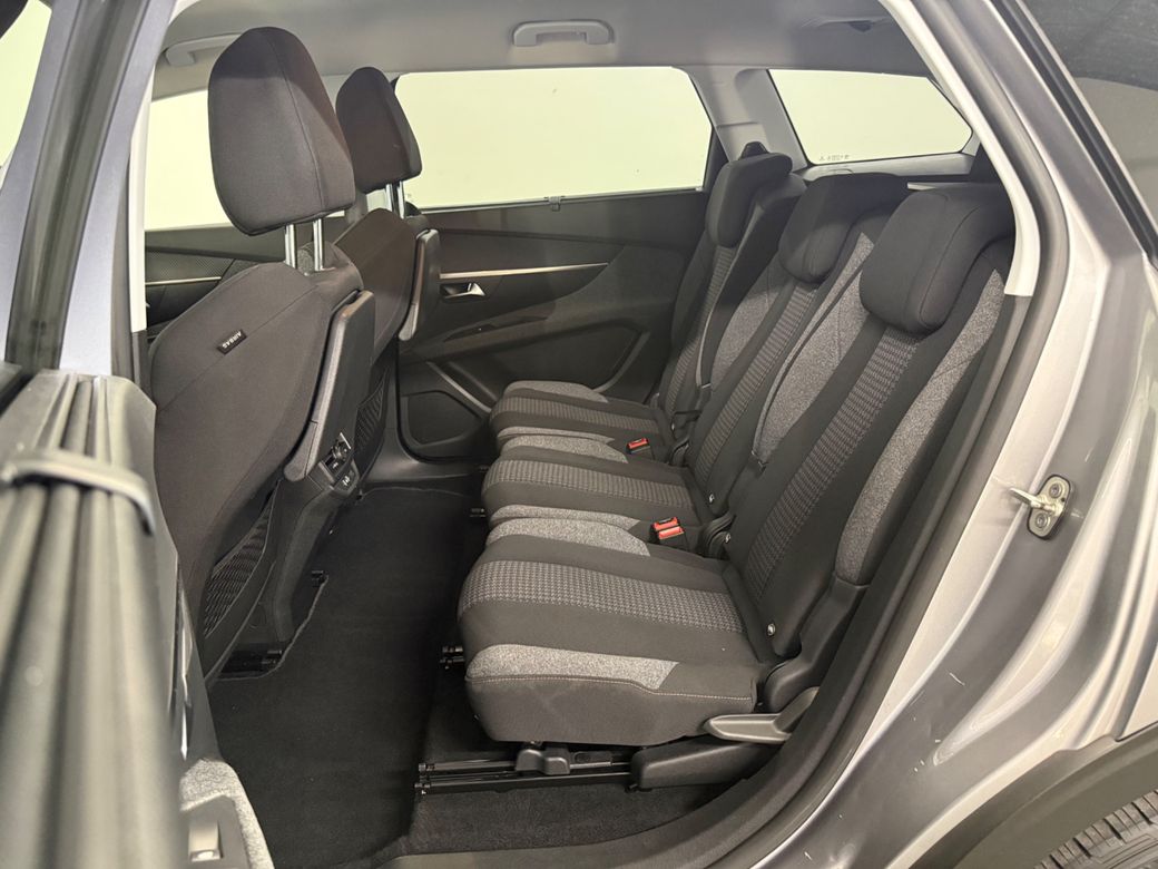 2019 Peugeot 5008