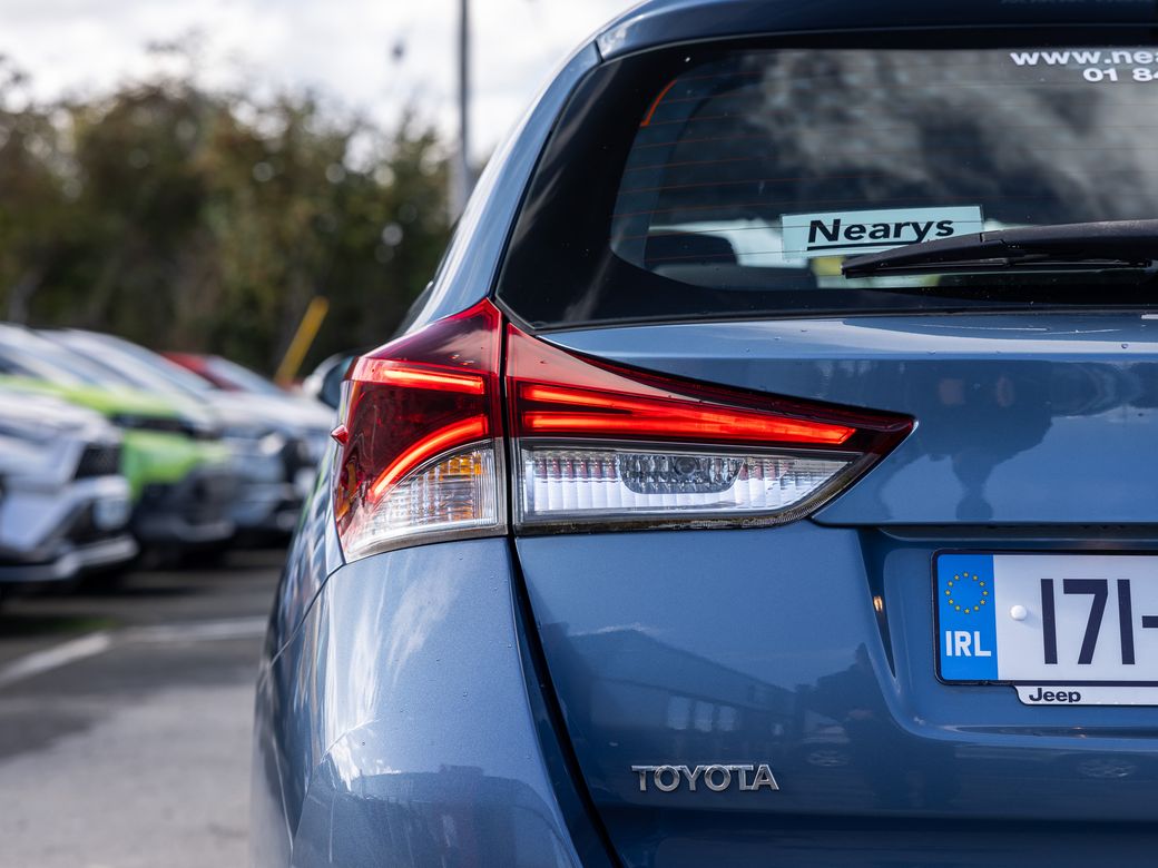 2017 Toyota Auris
