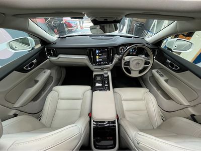 2021 Volvo V60