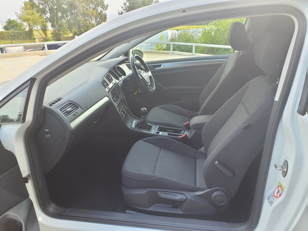 2017 Volkswagen Golf