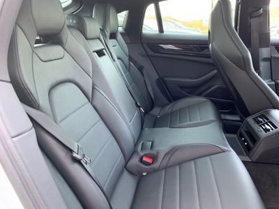 2024 Porsche Panamera