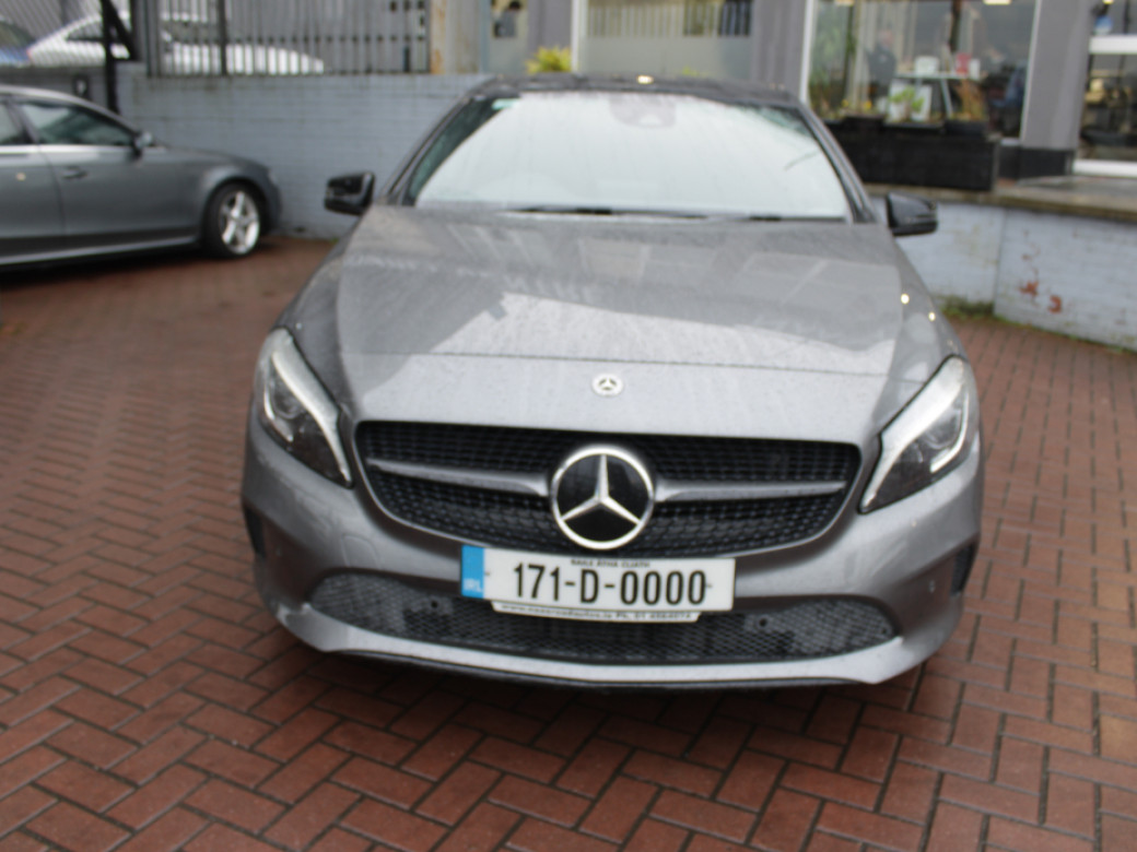 2017 Mercedes-Benz A 180