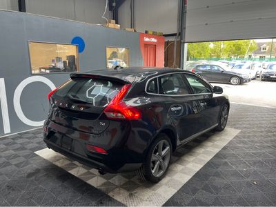 2015 Volvo V40