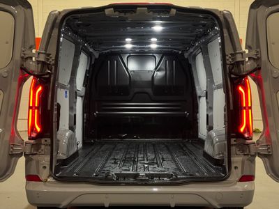 2024 Ford Transit Custom
