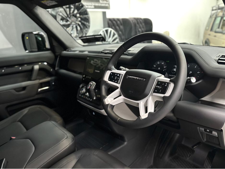 2026 Land Rover Defender