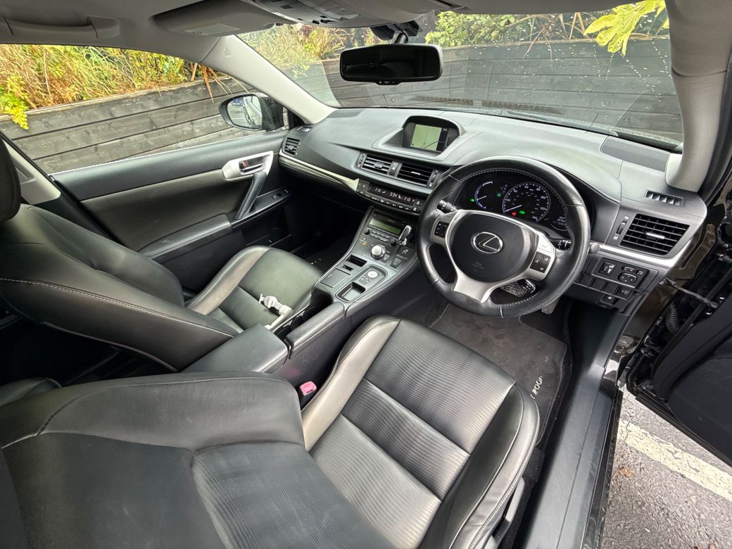 2014 Lexus CT 200h