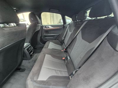2025 BMW i4