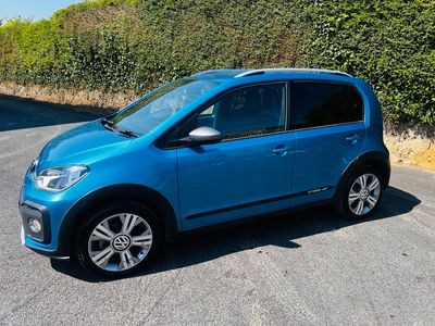 2017 Volkswagen up!