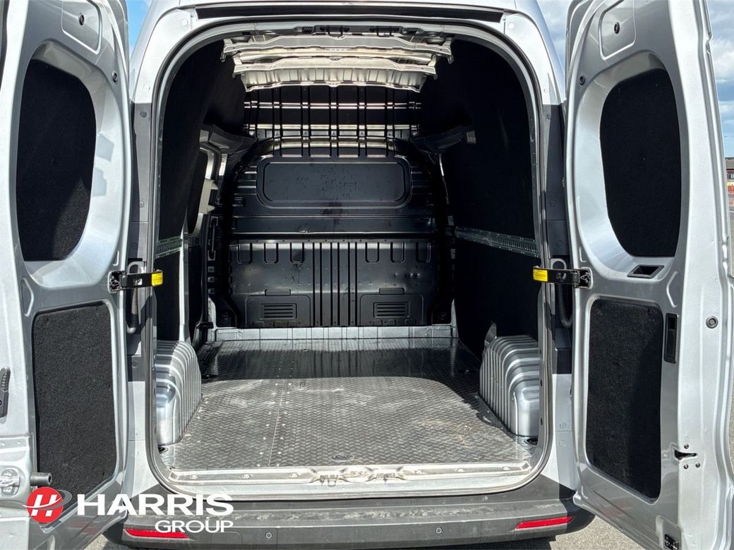 2025 Silver Maxus Deliver 7