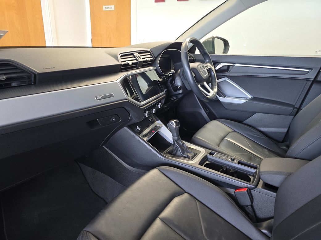 2021 Audi Q3