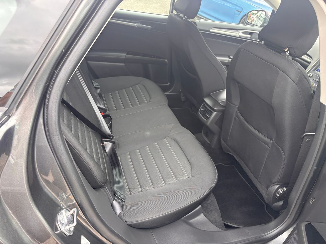 2021 Ford Mondeo