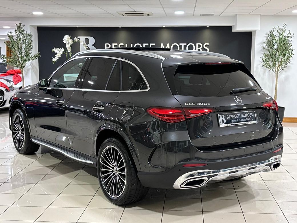 2025 Mercedes-Benz GLC Class