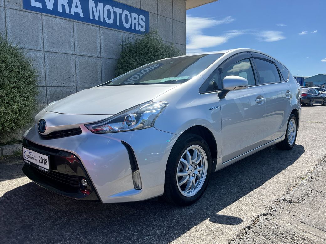 2019 Toyota Prius Alpha