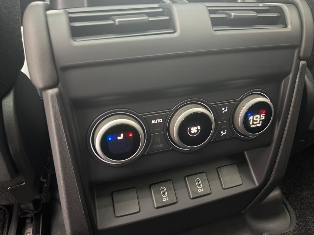 2026 Land Rover Defender