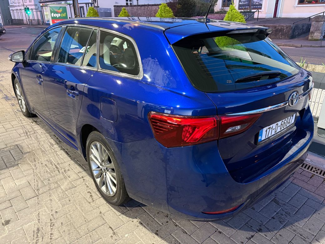 2017 Toyota Avensis