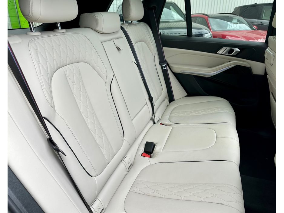 2023 BMW X5
