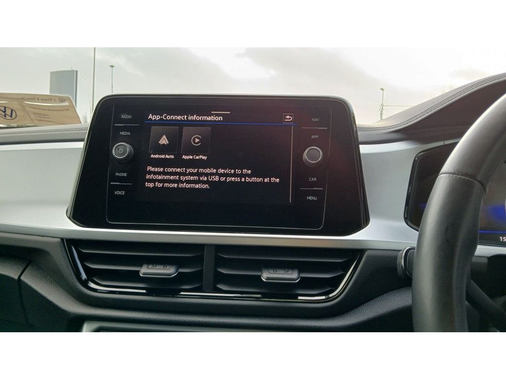 2025 Volkswagen T-Roc