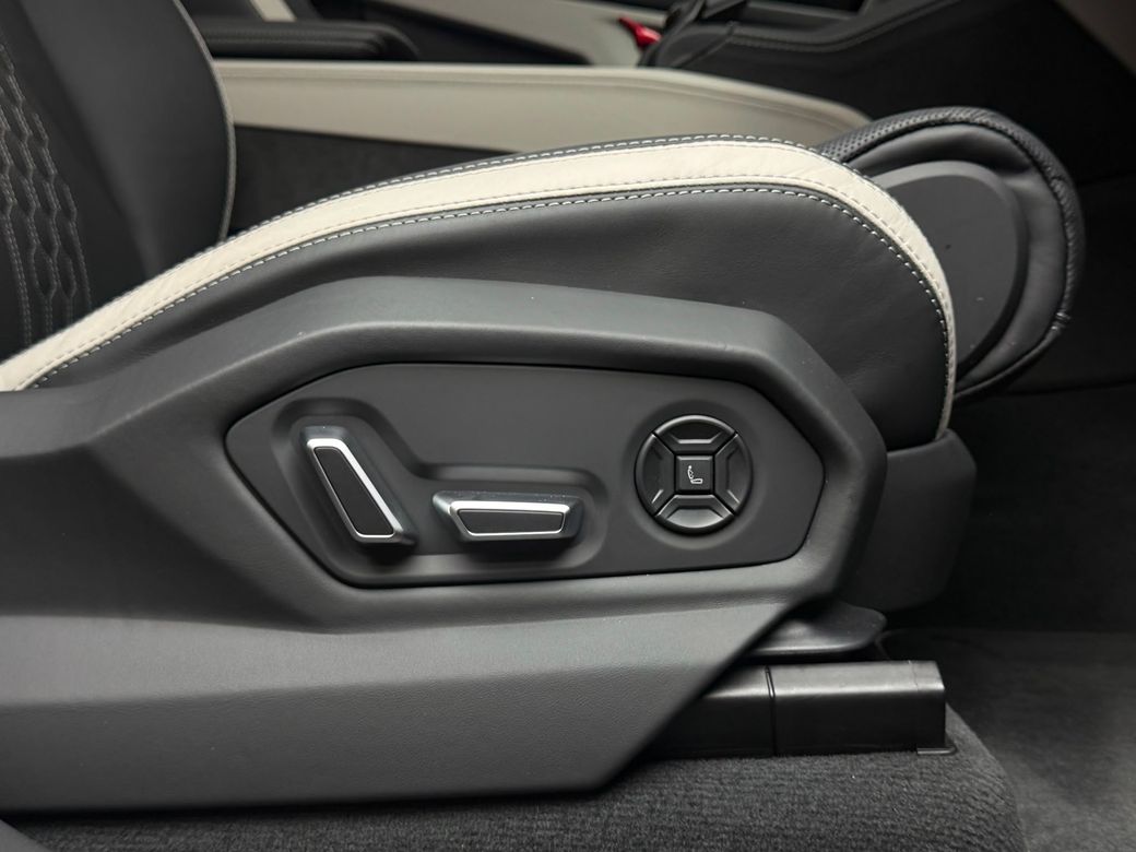 2025 Lamborghini Urus