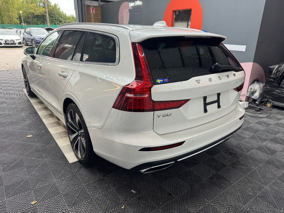 2021 Volvo V60