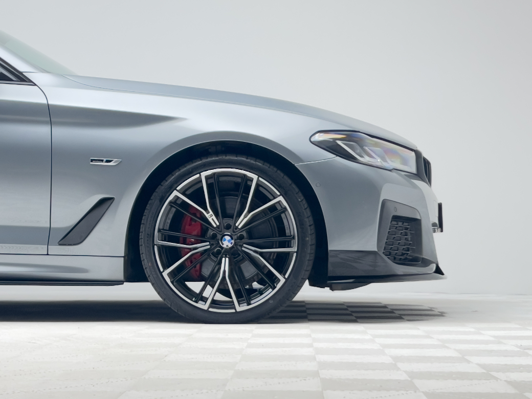 2022 BMW 5 Series