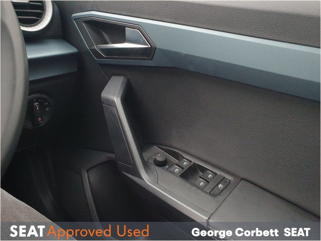 2025 SEAT Arona