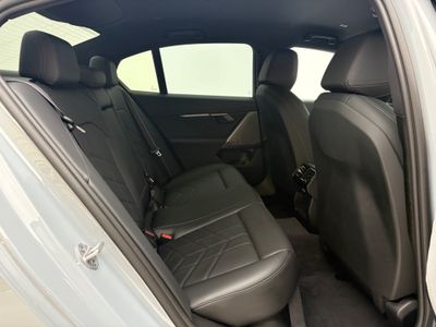 2025 BMW i5
