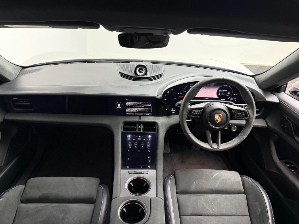 2023 Porsche Taycan