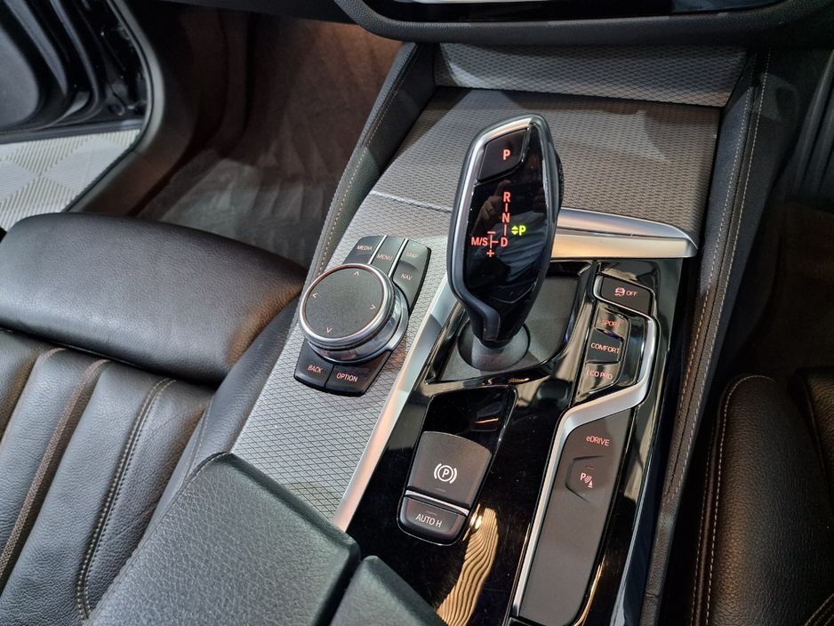 2019 BMW 5 Series