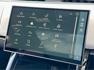 2025 Land Rover Range Rover Sport