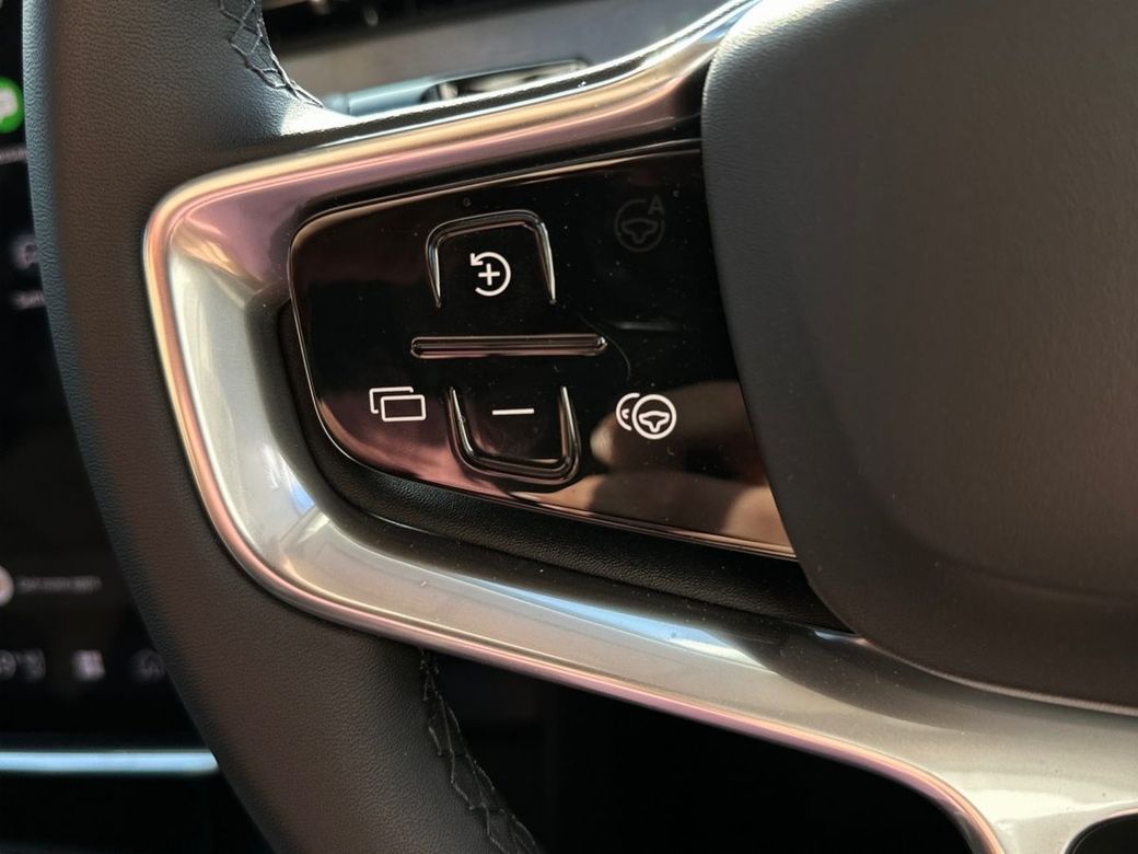 2026 Volvo EX90