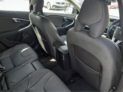 2015 Volvo V40