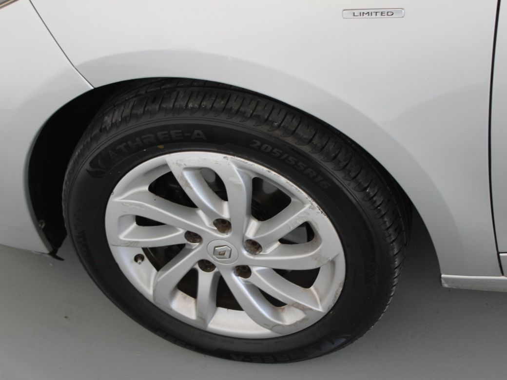 2015 Renault Fluence