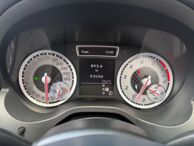 2013 Mercedes-Benz A 180