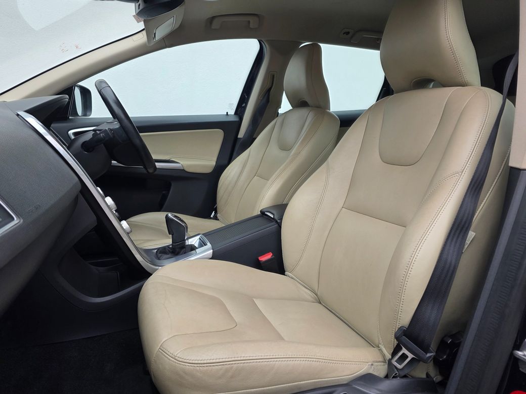 2016 Volvo XC60