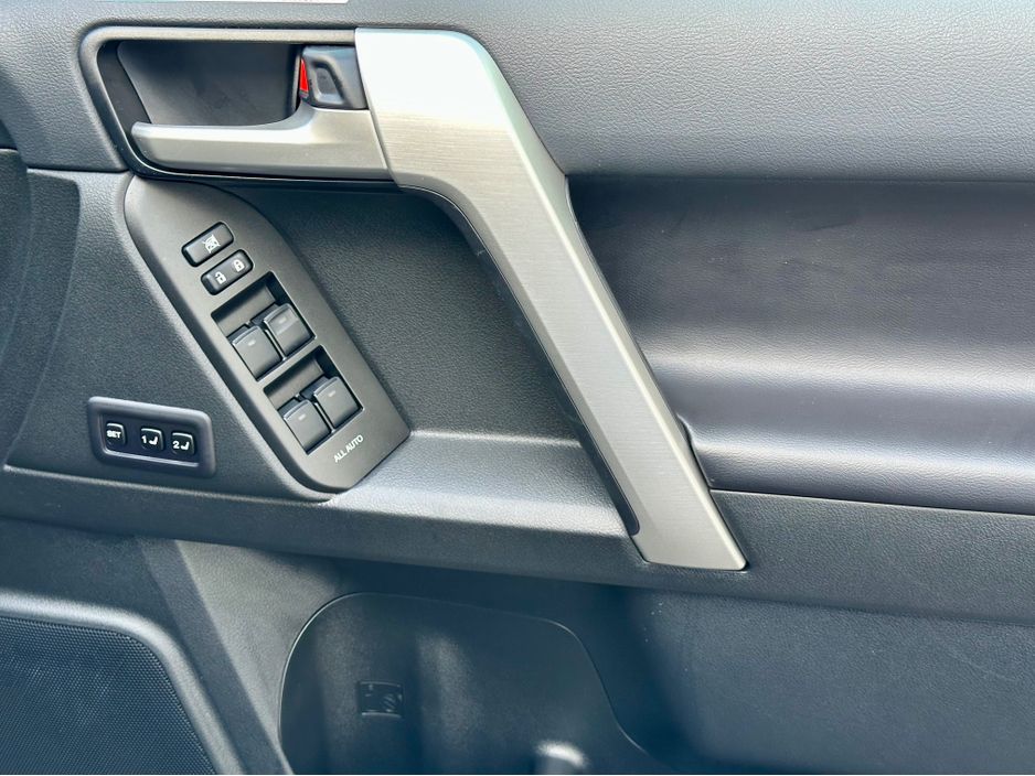 2023 Toyota Landcruiser