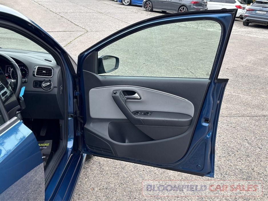 2014 Volkswagen Polo