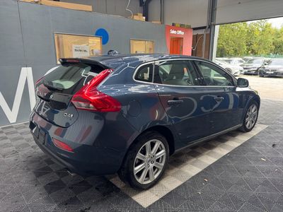 2018 Volvo V40