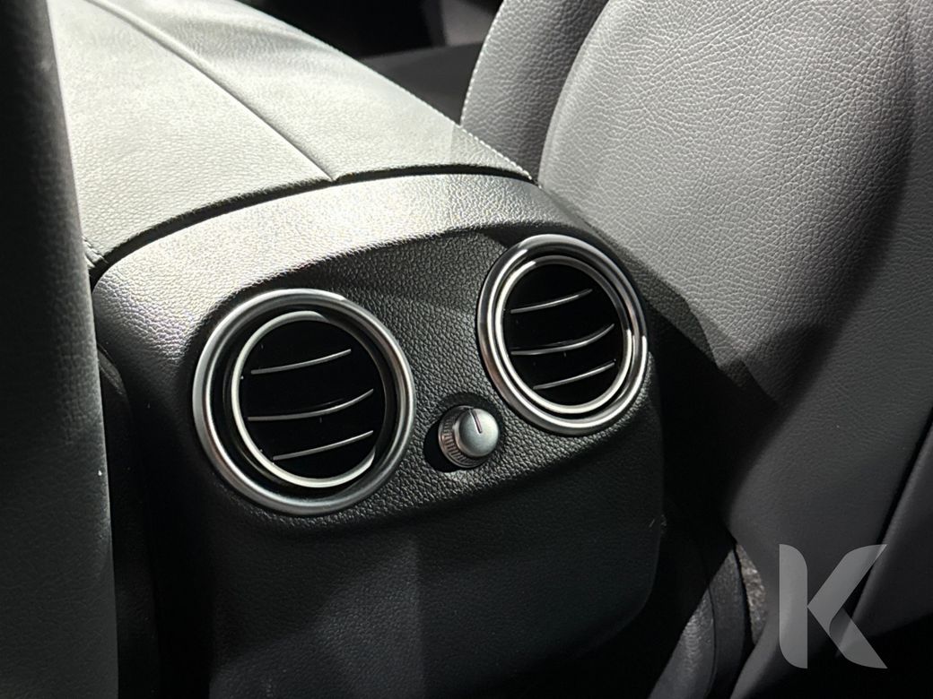 2021 Mercedes-Benz EQC