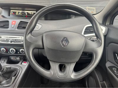 2010 Renault Scenic