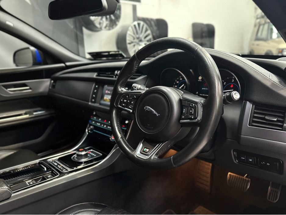 2016 Jaguar XF