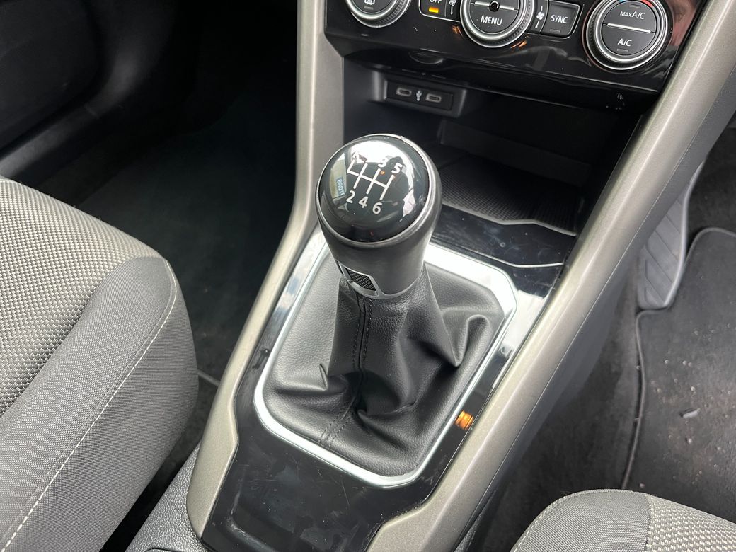 2021 Volkswagen T-Roc