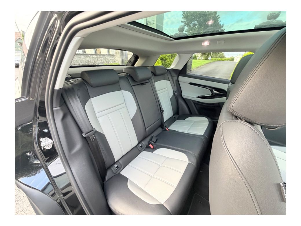 2025 Land Rover Range Rover Evoque