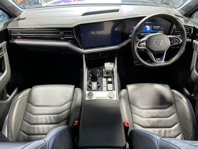 2022 Volkswagen Touareg