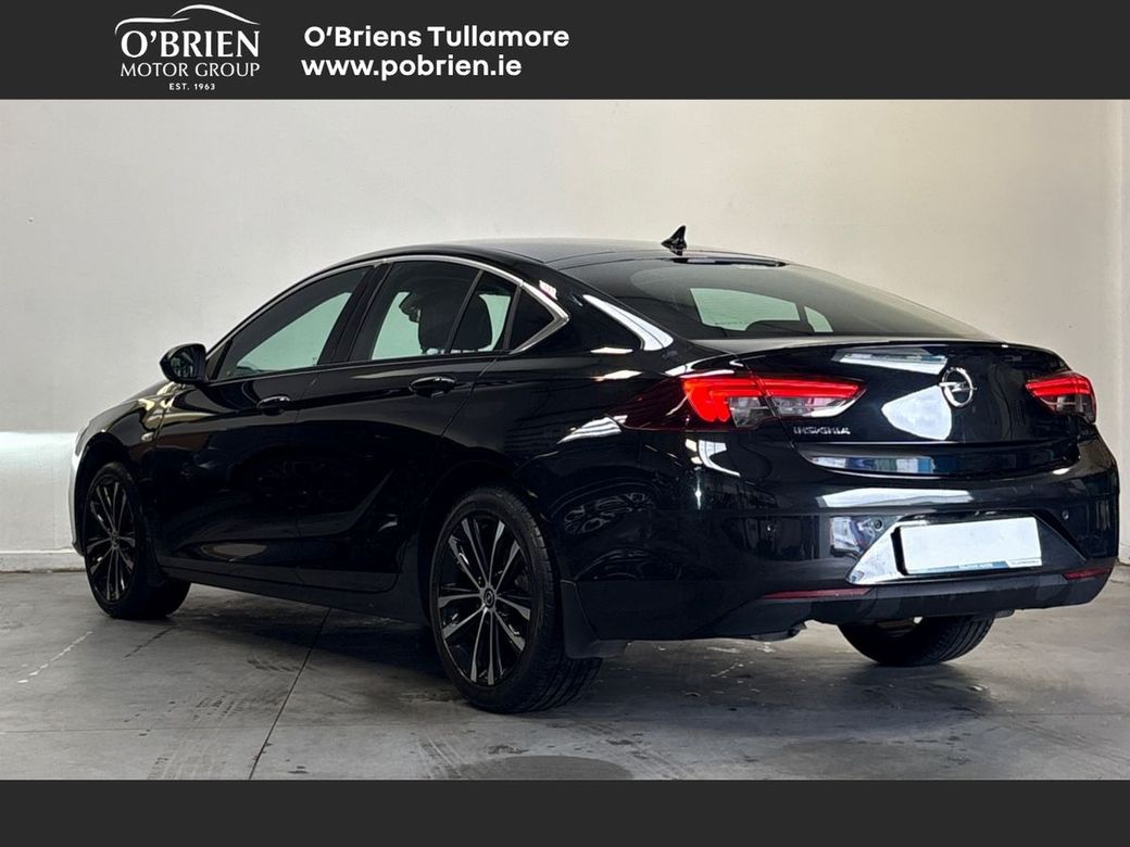 2022 Opel Insignia