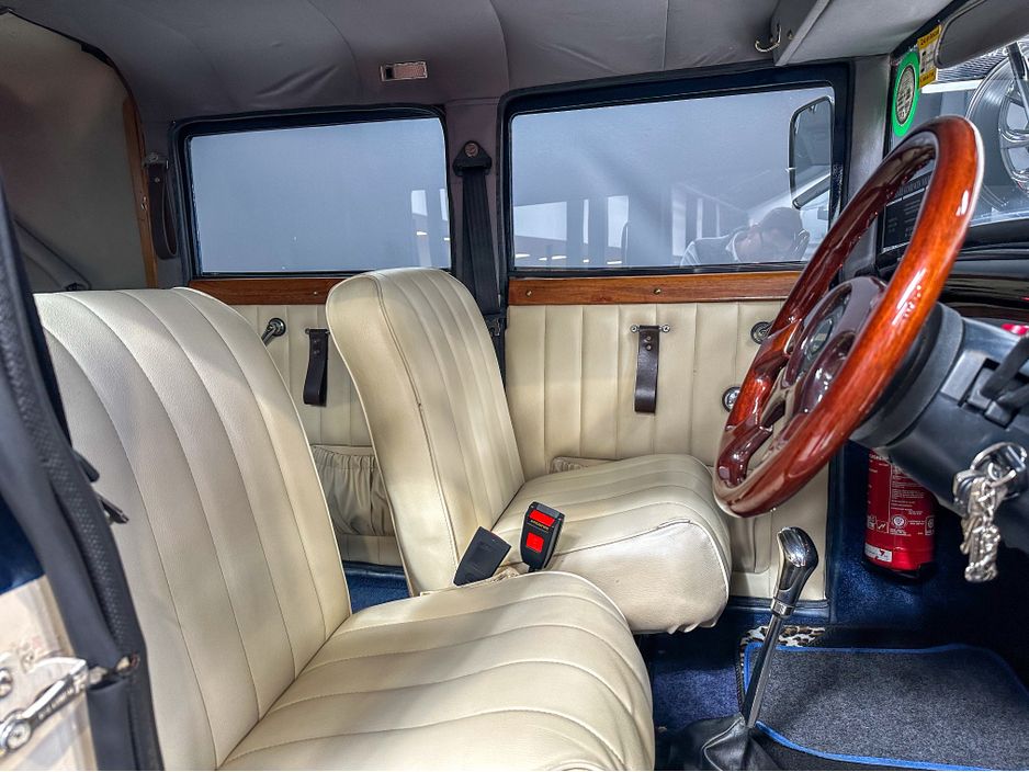 2004 Ford Transit