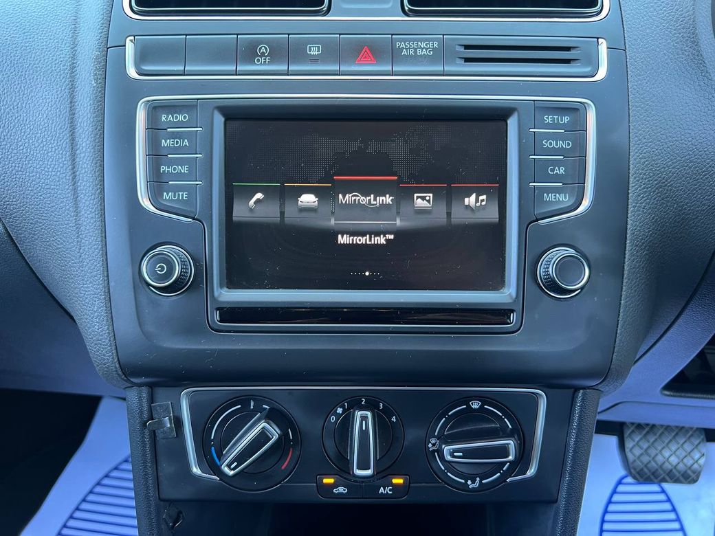 2015 Volkswagen Polo
