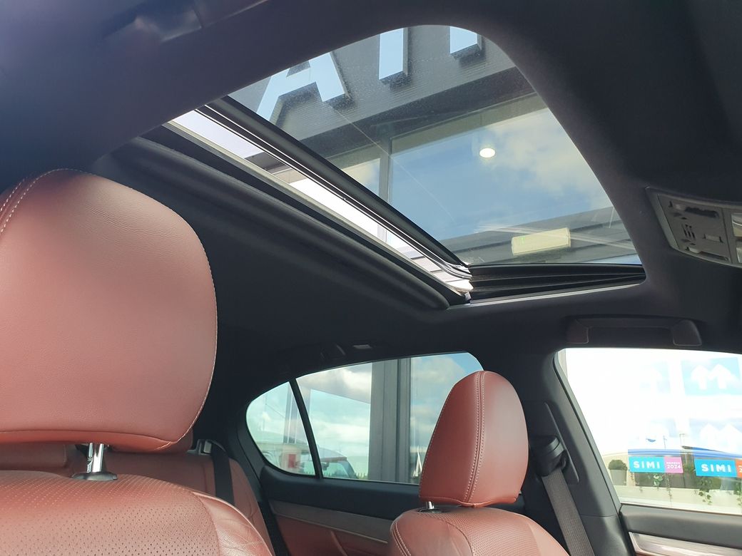2014 Lexus GS 300H